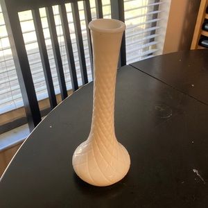 Vintage HOOSIER Glass #4092 Milk Glass Quilted Pattern Flower Bud Vase 9" Tall